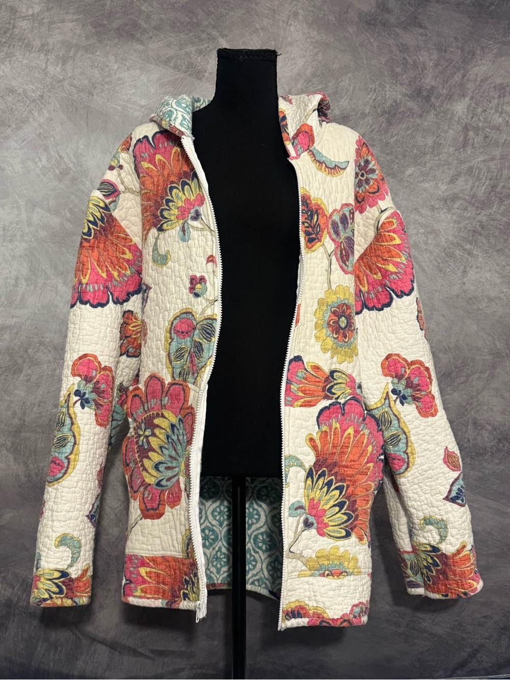 Floral Quilted Hooded Puffer Jacket - White with Multicolor Bloom